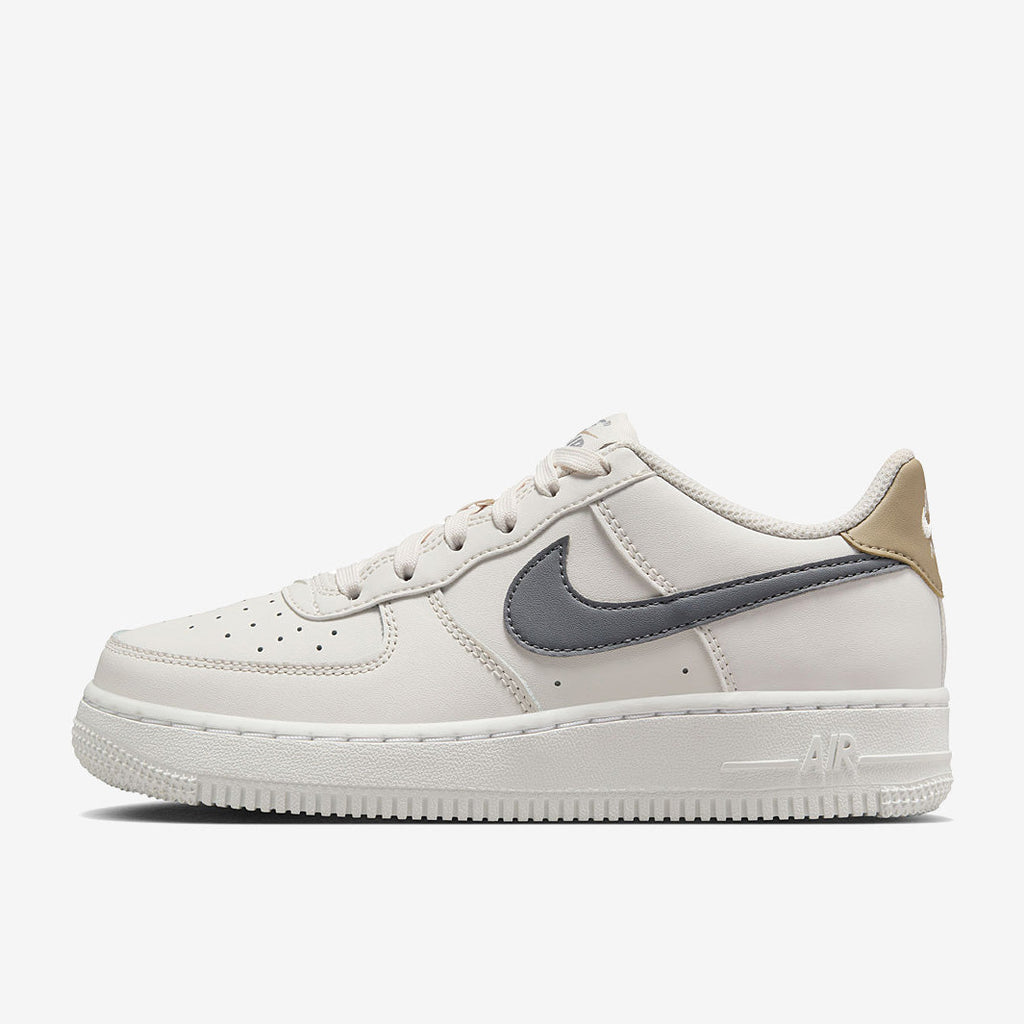 Nike Sportswear Older Kids Air Force 1 (GS)