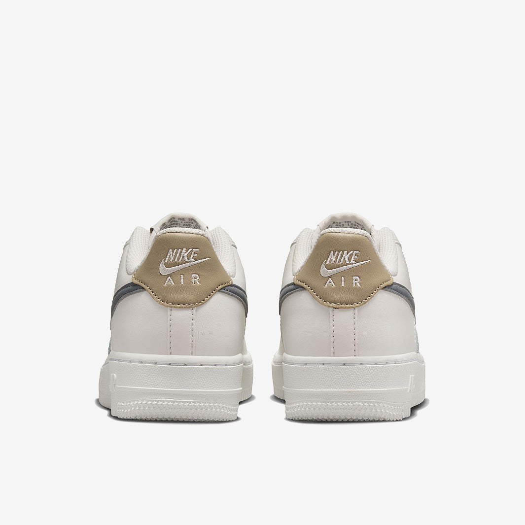 Nike Sportswear Older Kids Air Force 1 (GS)