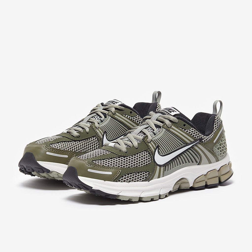 Nike Sportswear Older Kids Vomero 5 (GS)
