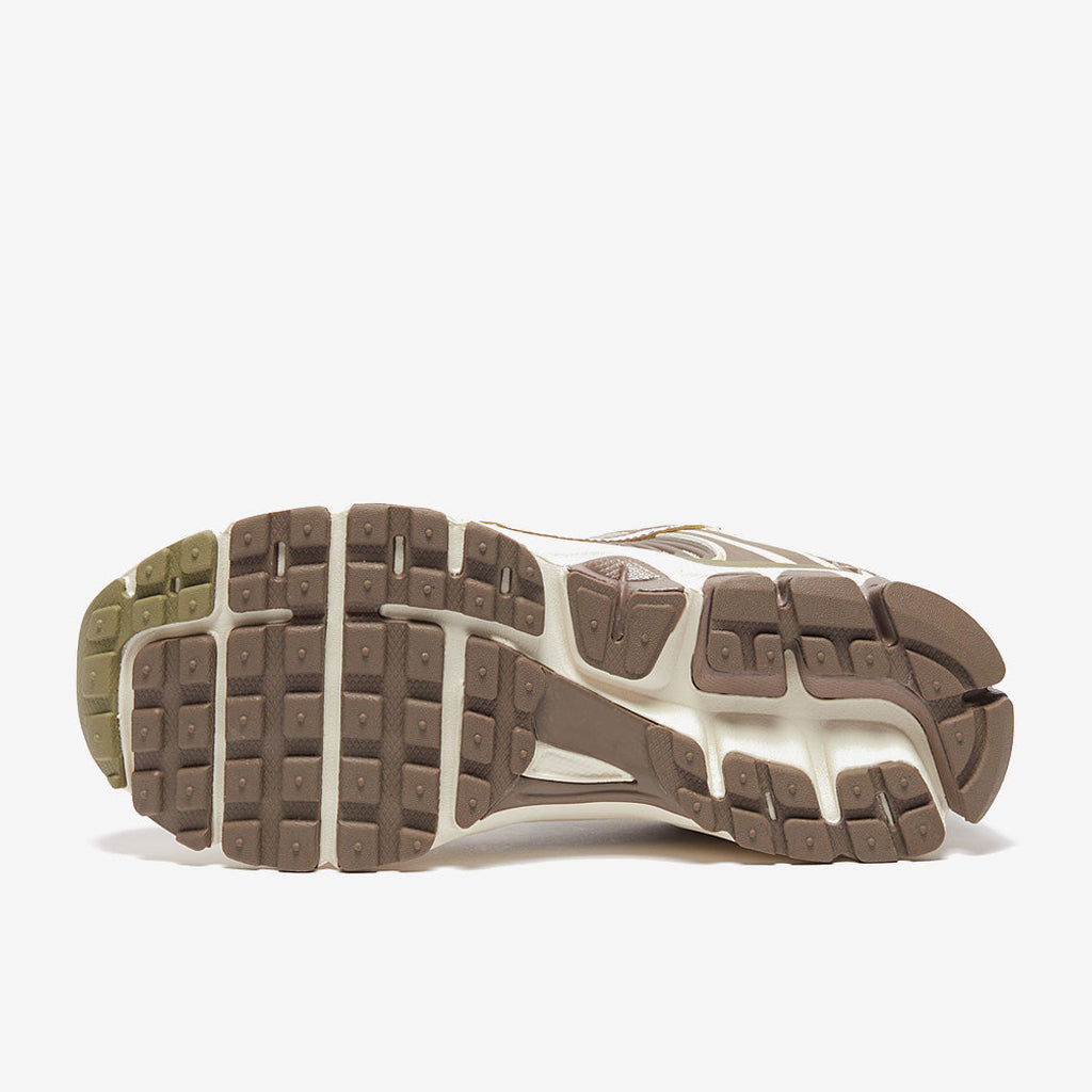 Nike Sportswear Older Kids Nike Vomero 5 (GS)