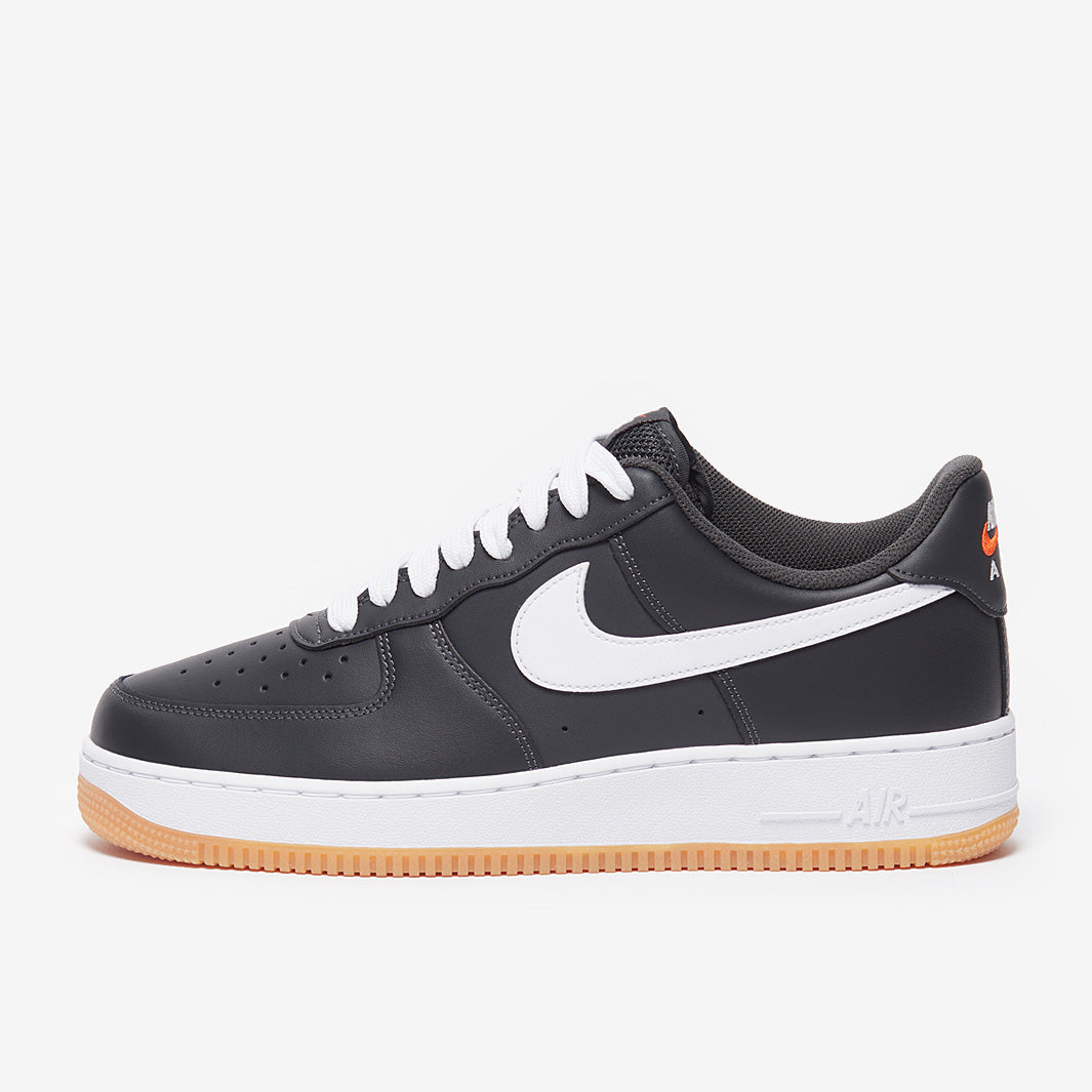 Nike Sportswear Air Force 1 '07 LV8