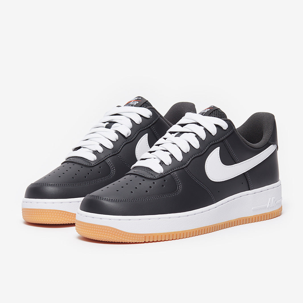 Nike Sportswear Air Force 1 '07 LV8