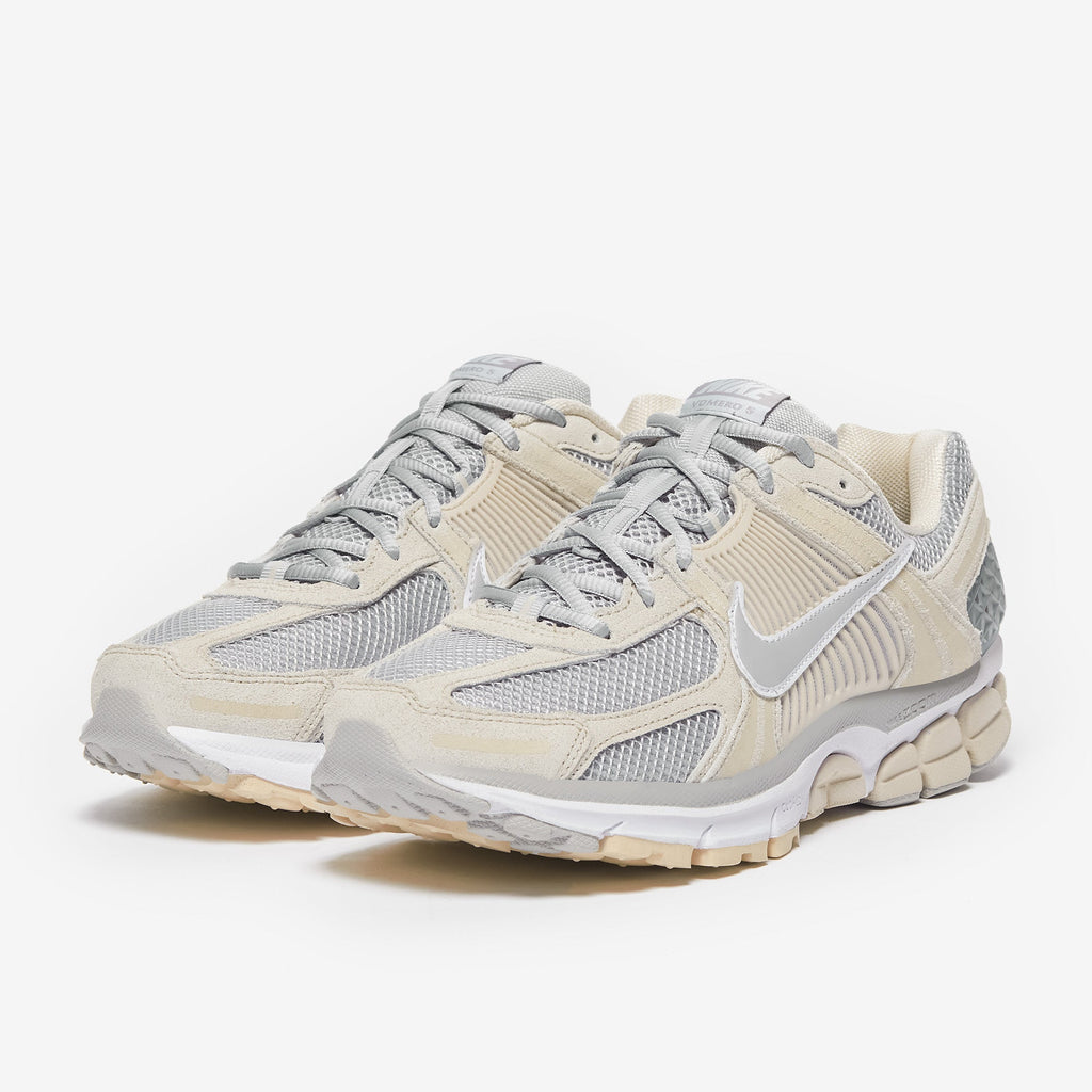 Nike Sportswear Zoom Vomero 5