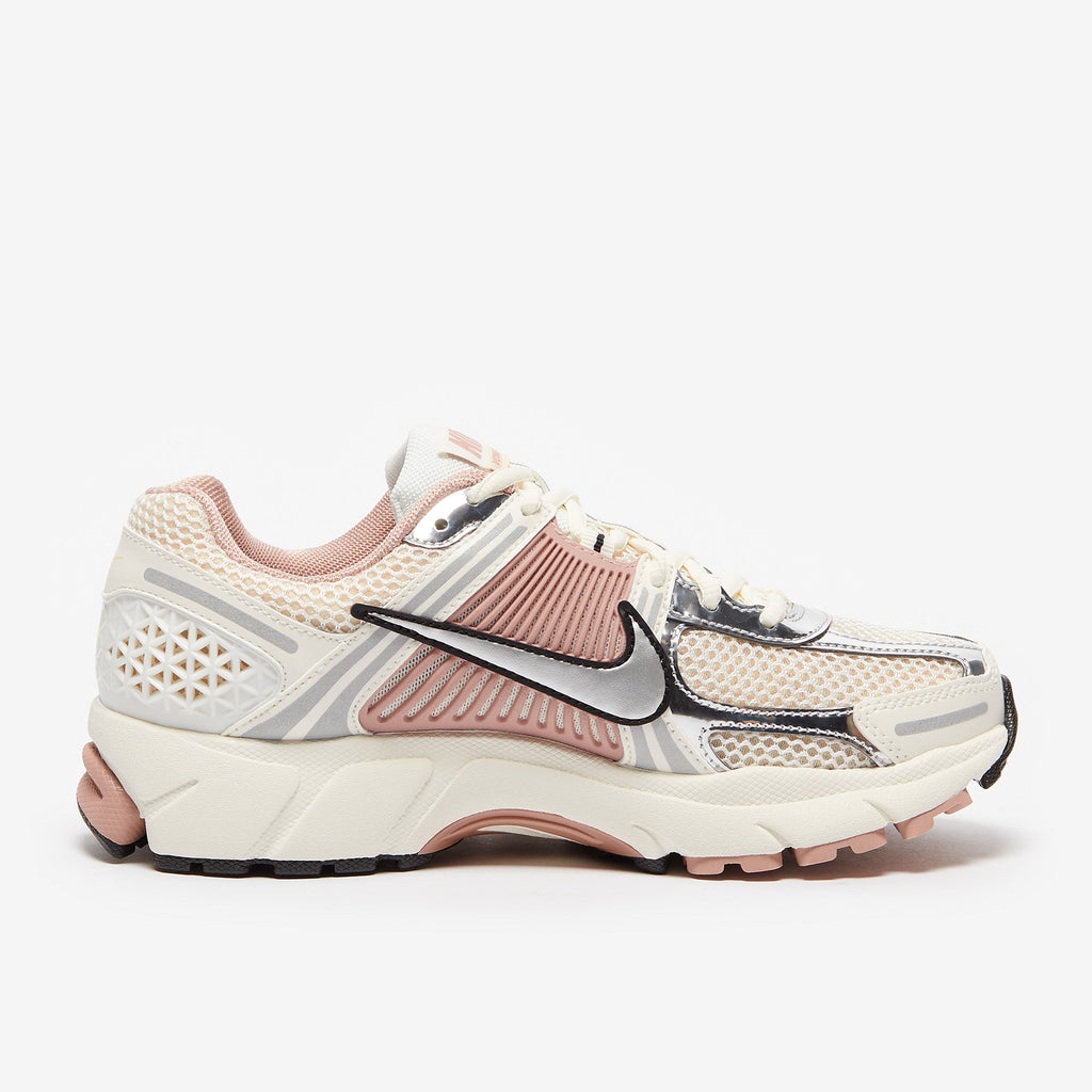Nike Sportswear Womens Zoom Vomero 5