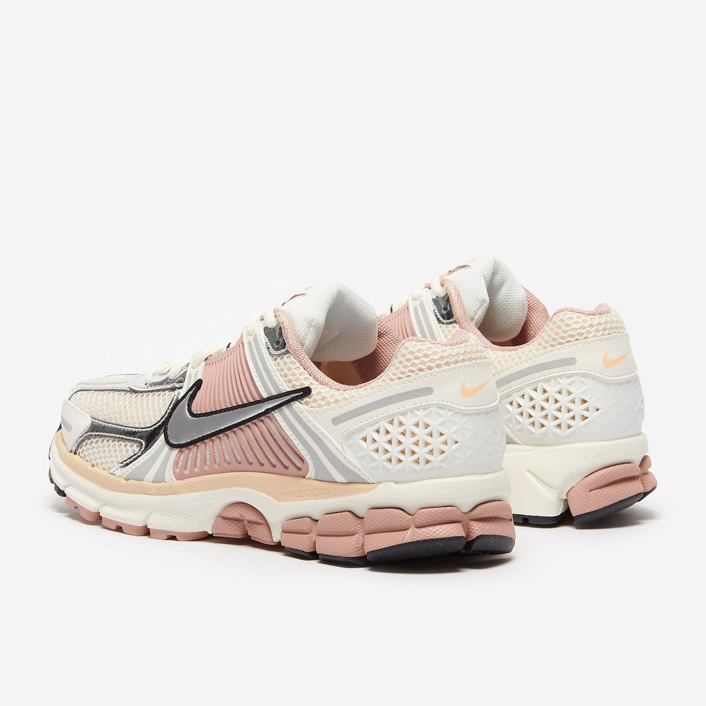Nike Sportswear Womens Zoom Vomero 5