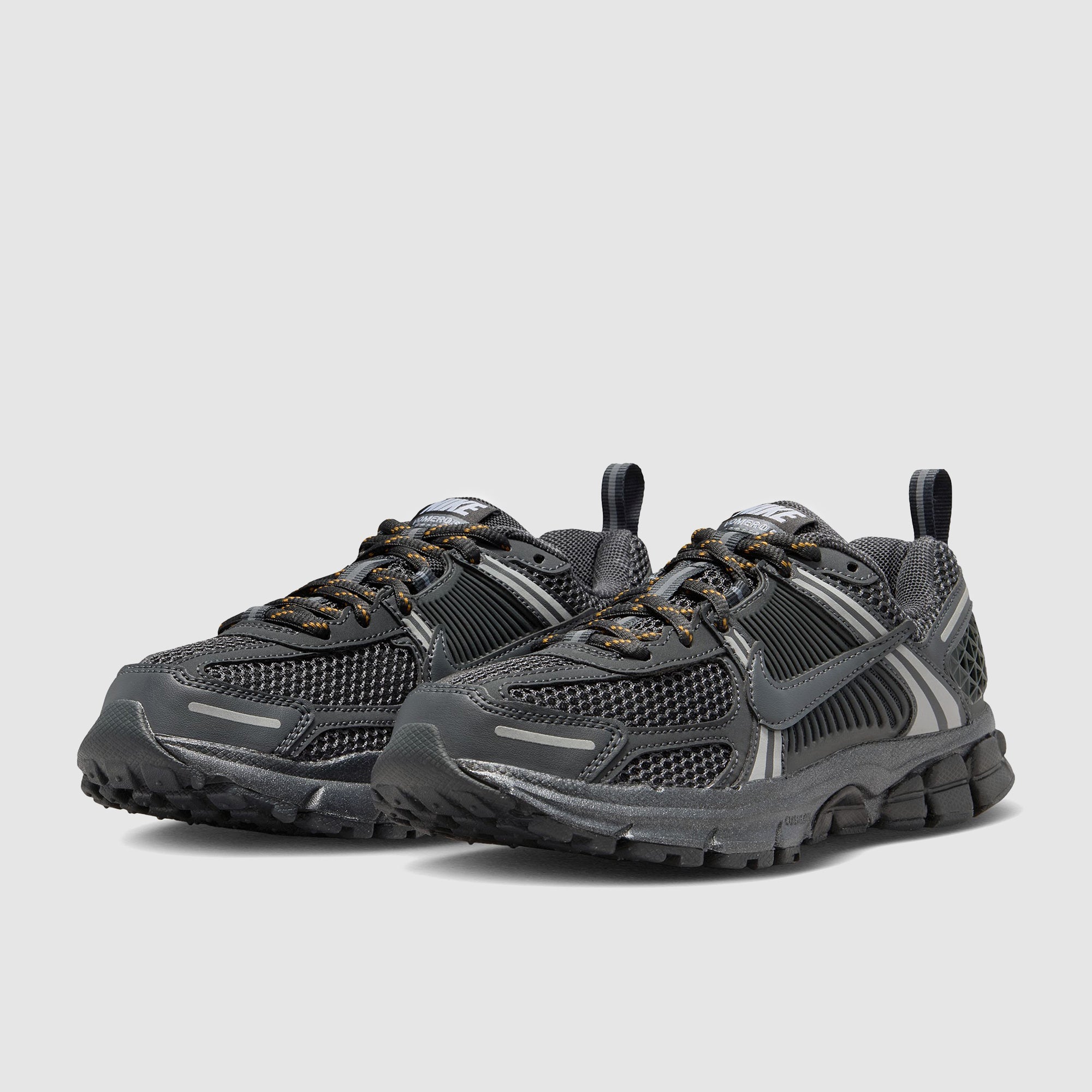 Nike Sportswear Older Kids Vomero 5 (GS)