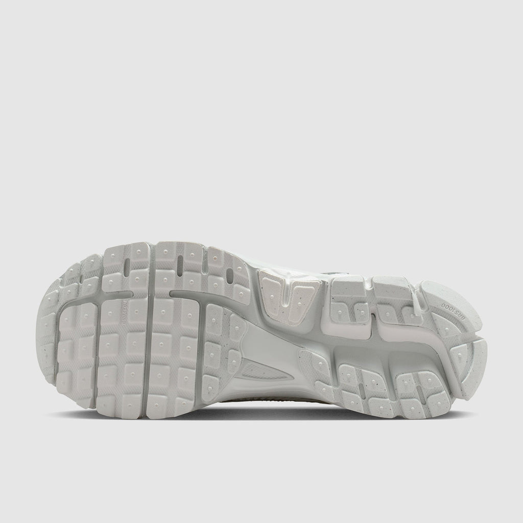 Nike Sportswear Womens Zoom Vomero 5