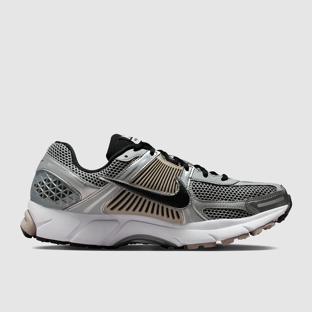 Nike Sportswear Zoom Vomero 5