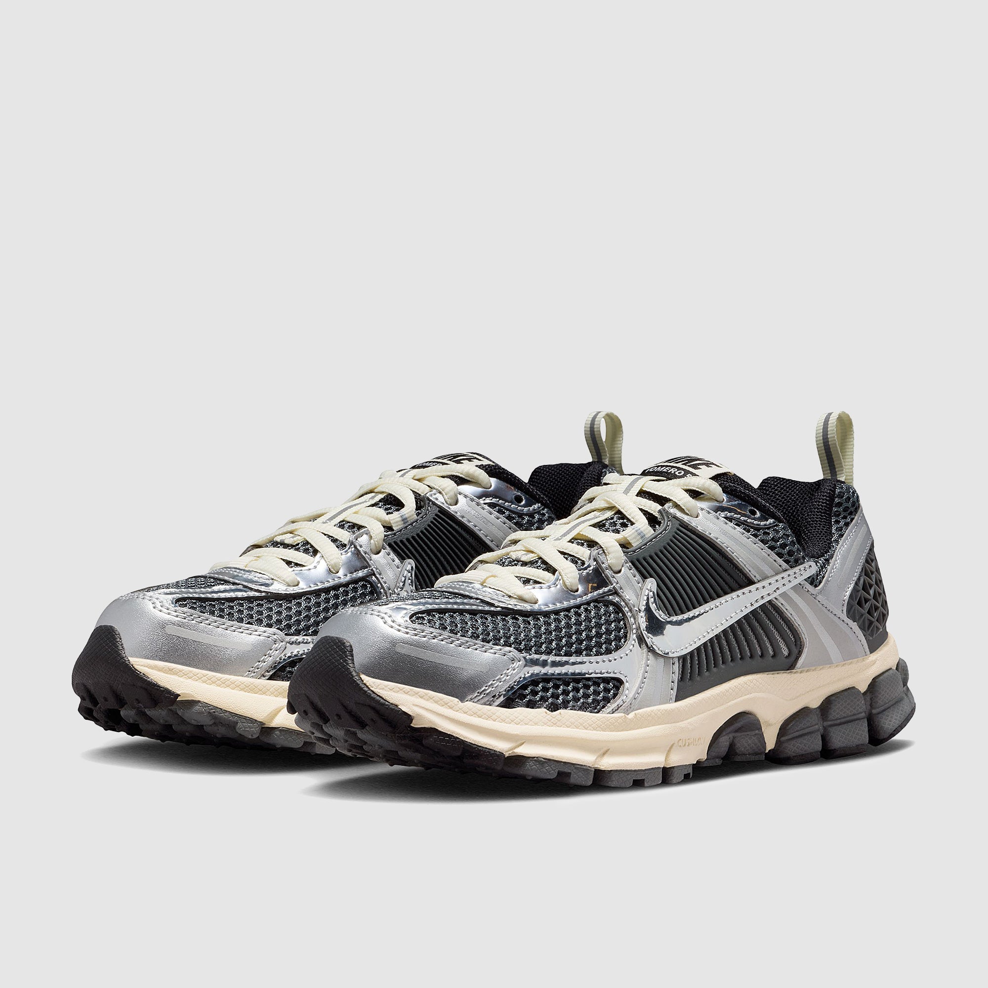 Nike Sportswear Older Kids Vomero 5 (GS)