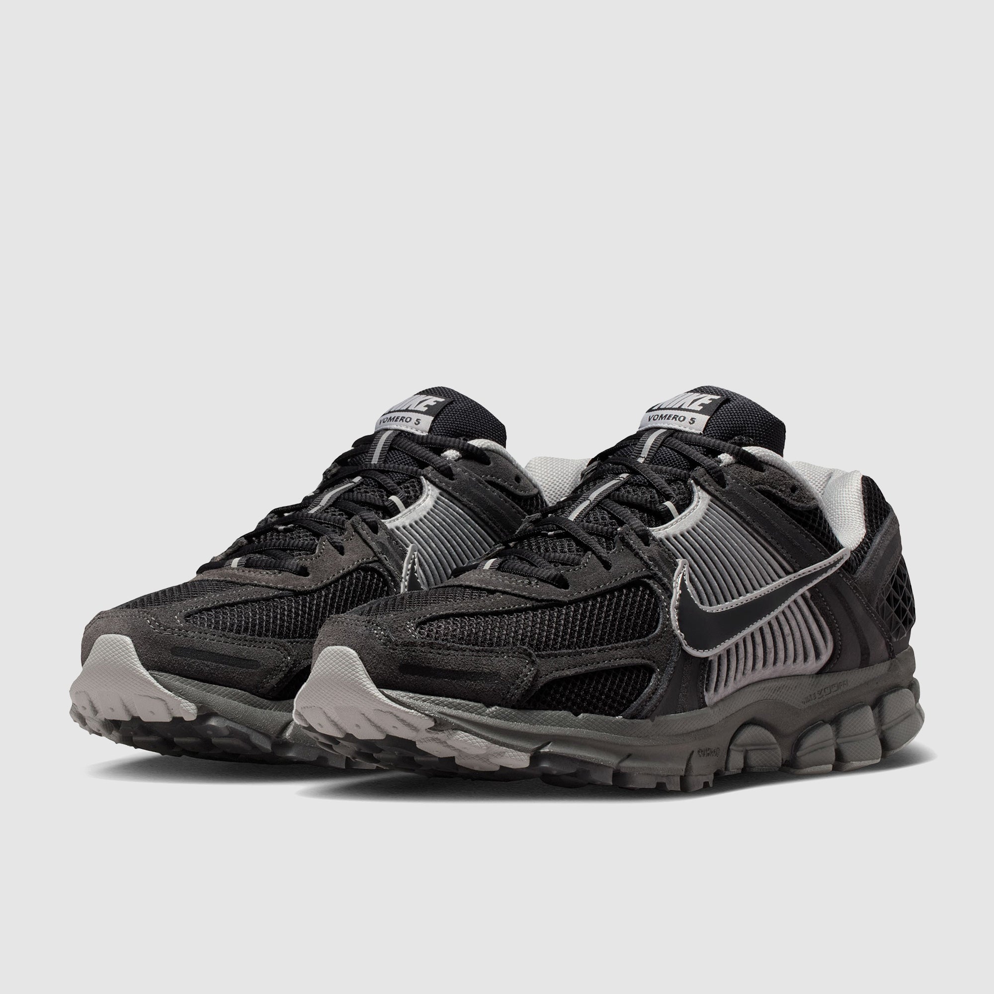 Nike Sportswear Zoom Vomero 5