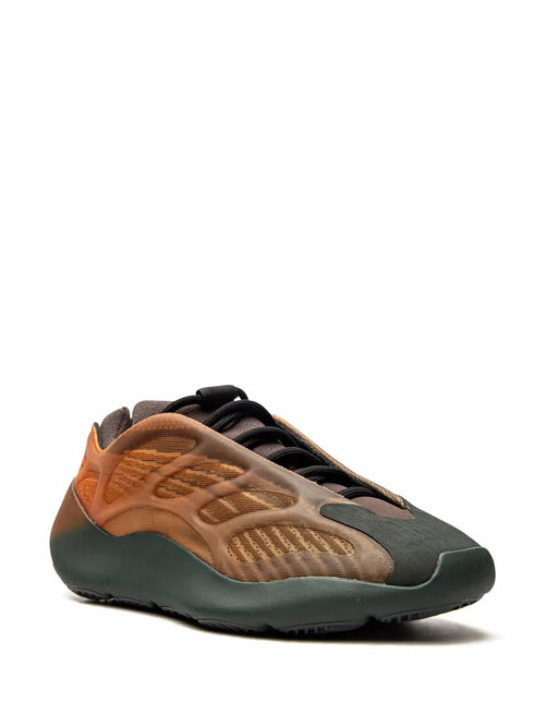 adidas Yeezy 700 V3 Copper Fade Sneakers — Brown — Size US M 9 - US W 10.5 — Side View