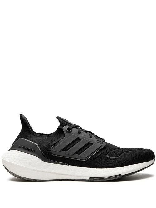 adidas Ultraboost 22 Core Black/Core Black/Cloud Wh Sneakers — Core Black/Cloud White — Size US M 5 - US W 6.5 — Front View