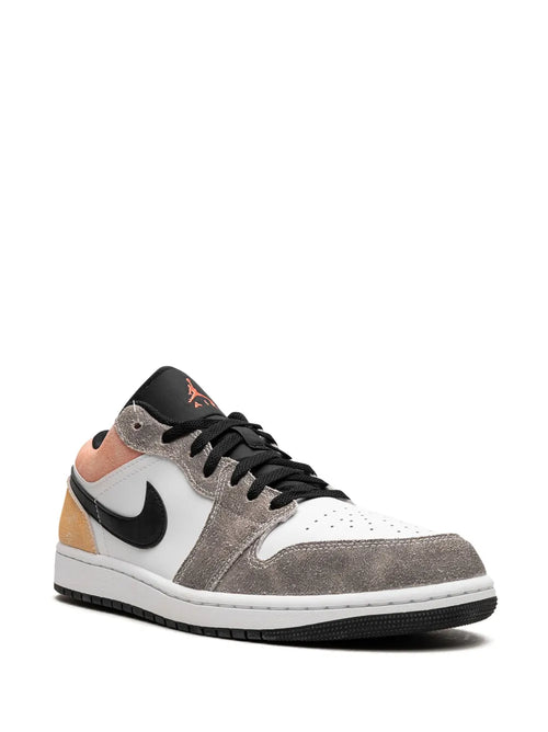 Air Jordan 1 Low Se Flight Club Sneakers — White — Size US M 9.5 - US W 11 — Side View