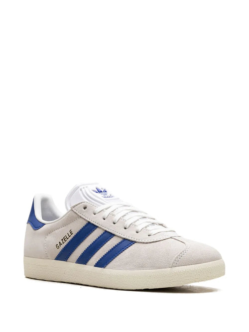 adidas X Manchester United Gazelle Sneakers — Light Beige — Size US M 6 - US W 7.5 — Side View