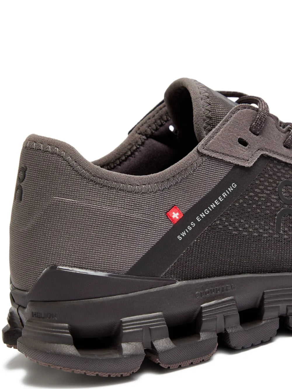 On Running Cloud X 4 Ad Swiss Engineering Detail Trainers — Grey — Size US M 3.5 - US W 5 — Side View