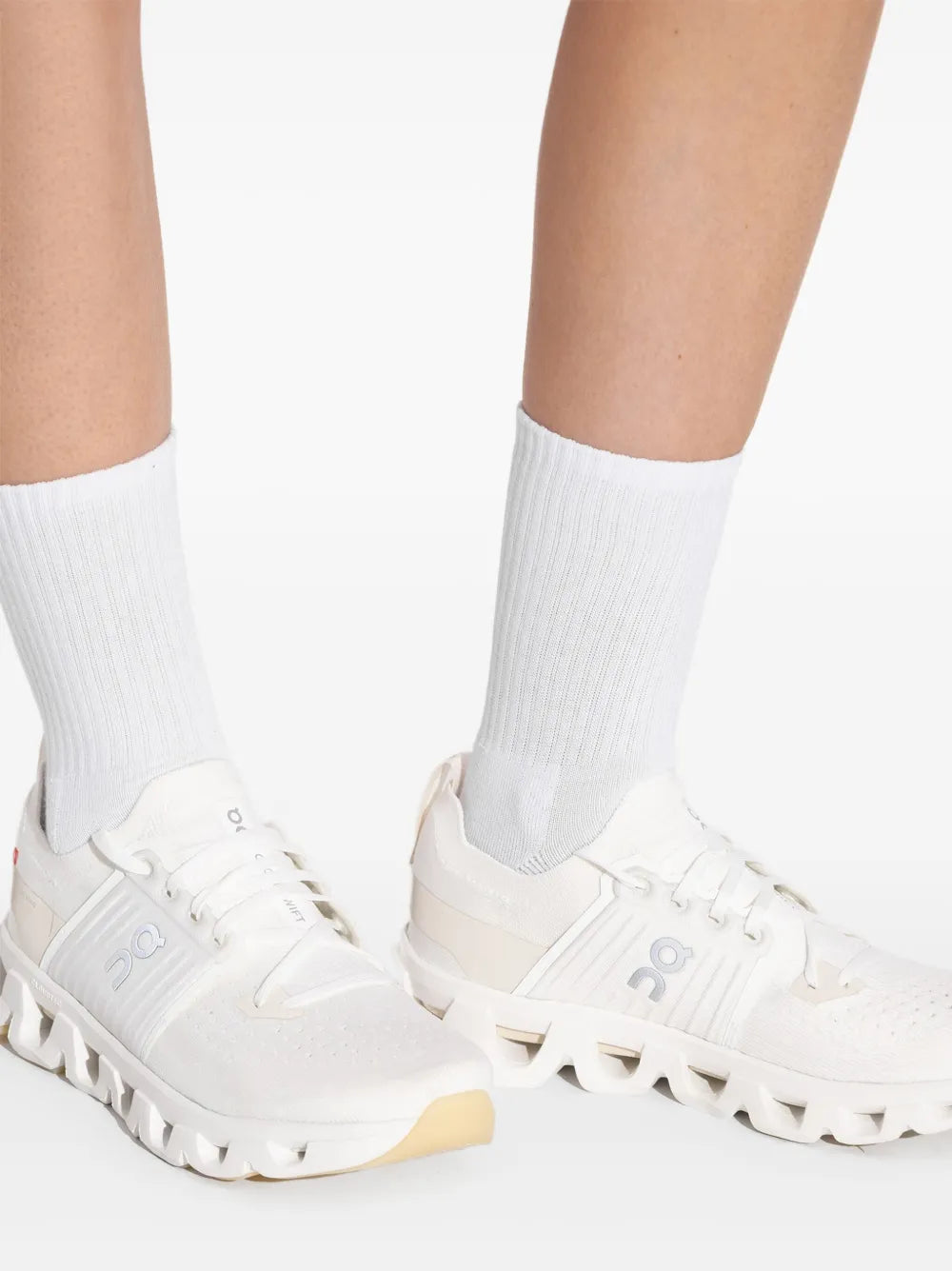 On Running Cloudswift 4 Perforated — White — Size US M 3.5 - US W 5 — Top View