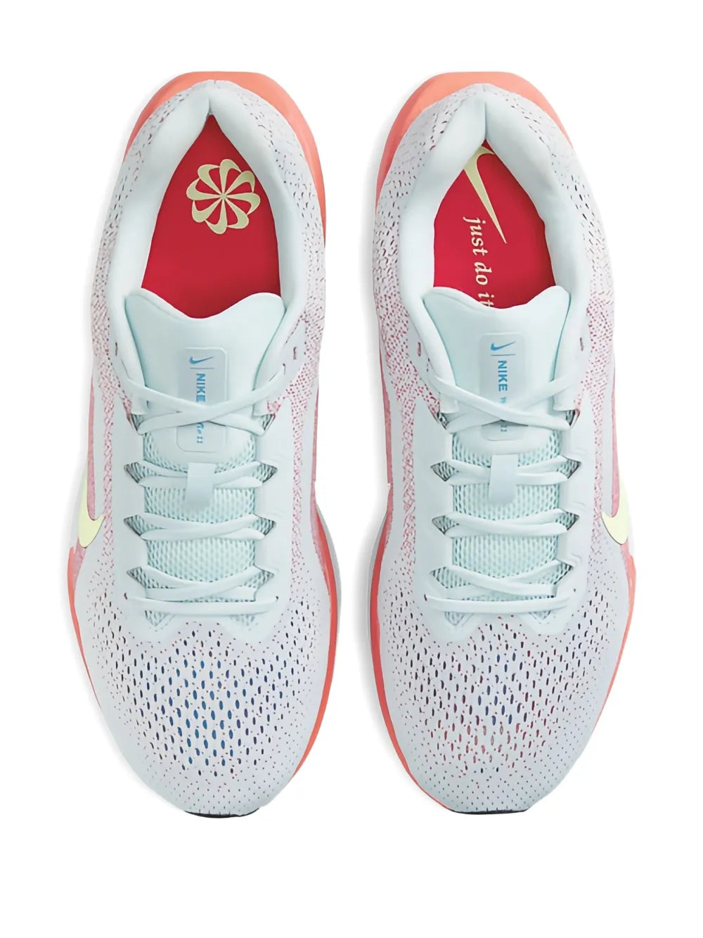 Nike Winflo 11 Trainers — Blue — Size US M 3.5 - US W 5 — Side View