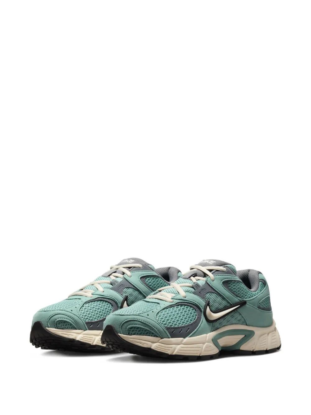 Nike V5 Rnr Mesh Low-Top — Green — Size US M 3.5 - US W 5 — Front View