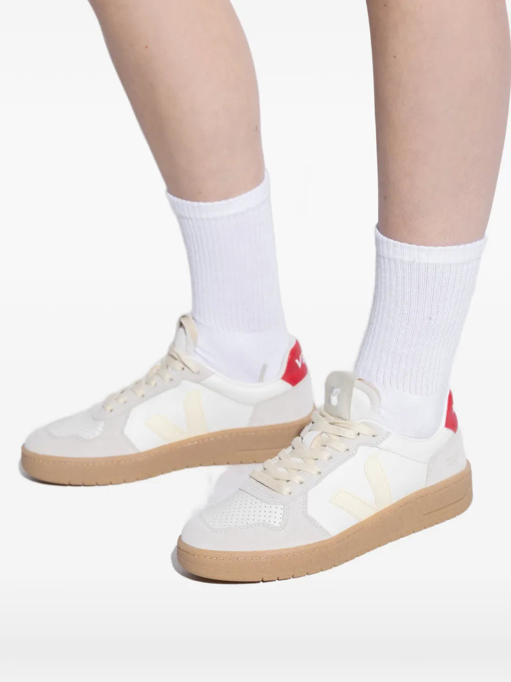 VEJA V-82 Perforated Panelled — Beige — Size US M 3.5 - US W 5 — Detail View